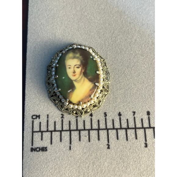 VTG Cameo Filigree Brooch West Germany Silver Tone Beaded Read - Picture 2 of 6